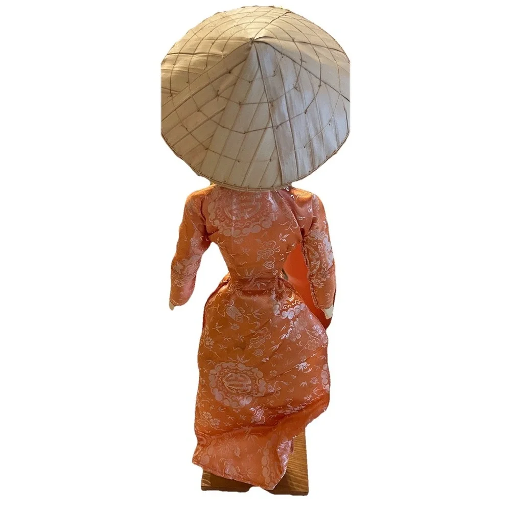 Vintage 1960's Vietnamese Doll Ao Dai Conical Hat Wood Stand‎ Asian Folk Art